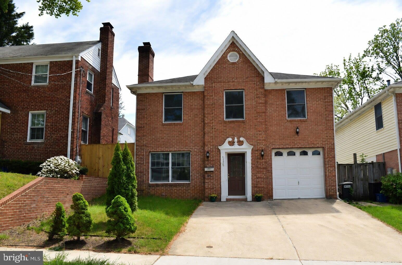 4508 Chestnut Street – photo 1 of 219