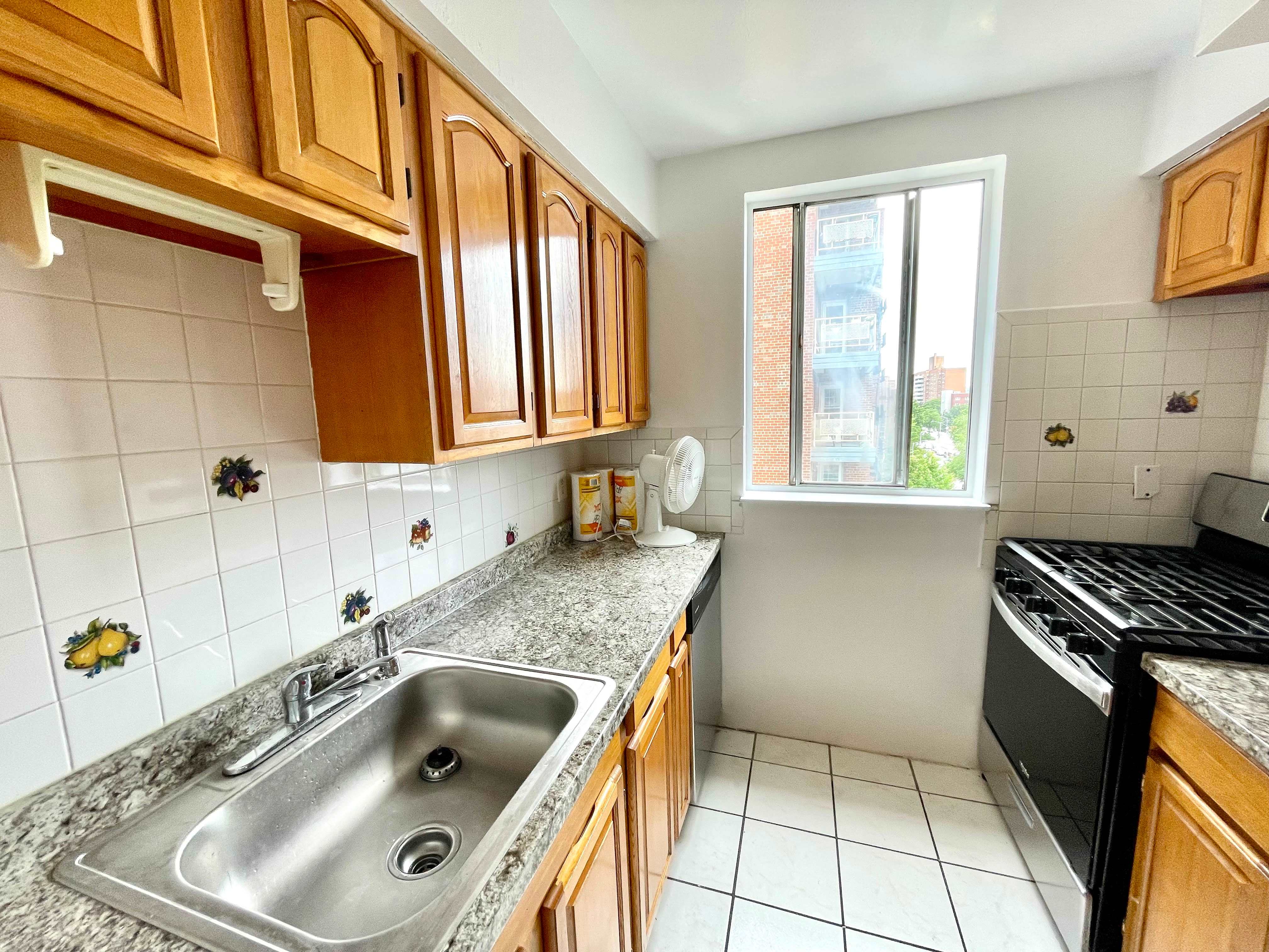 2744 Johnson Ave – photo 1