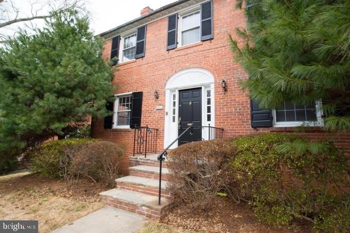 1667 Primrose Road Nw – photo 1