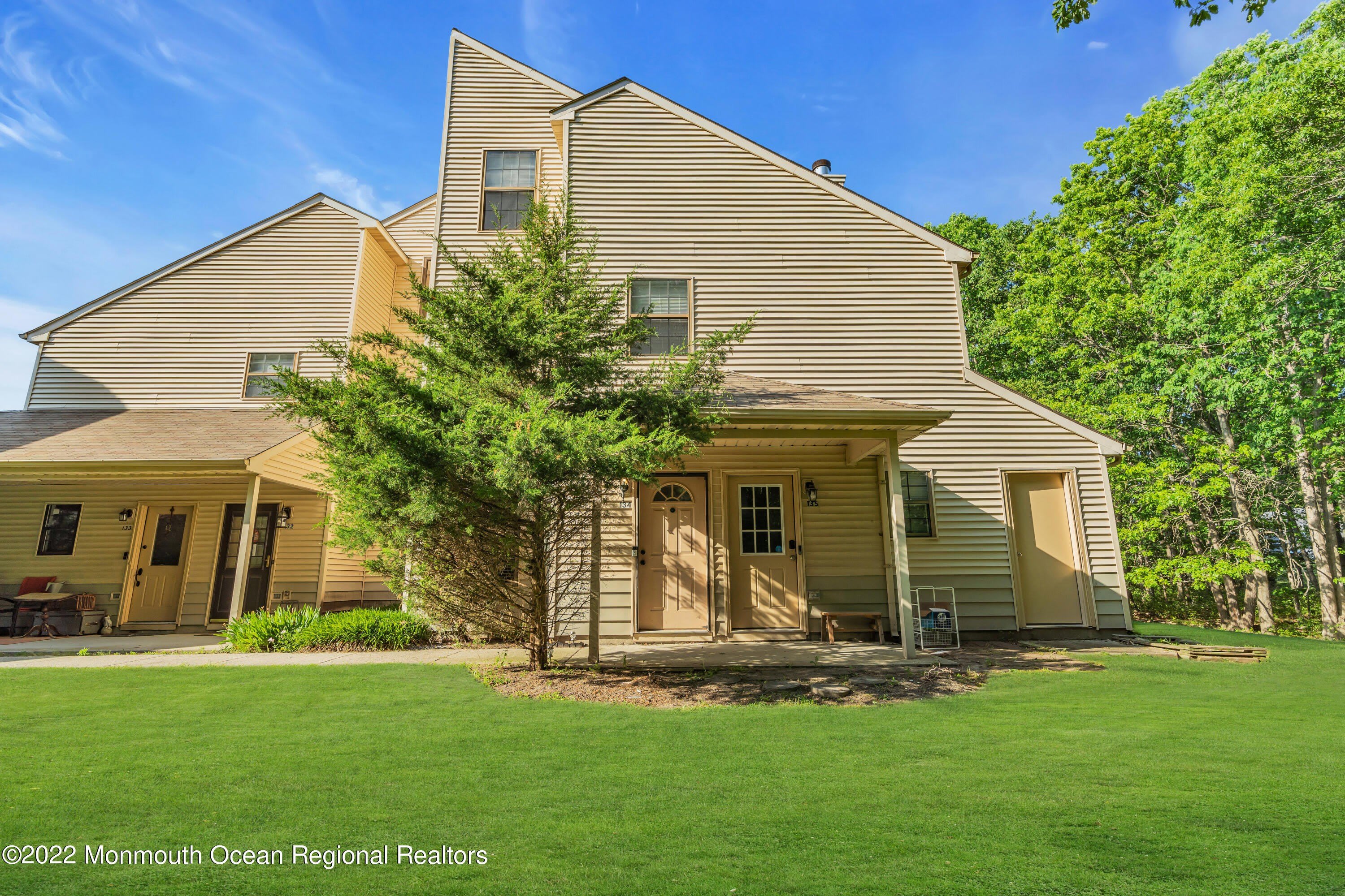 134 Whispering Oaks Way – photo 1