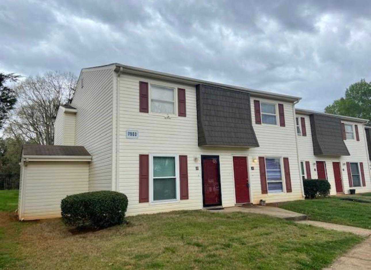 7903 Oak Meadow Court – photo 1