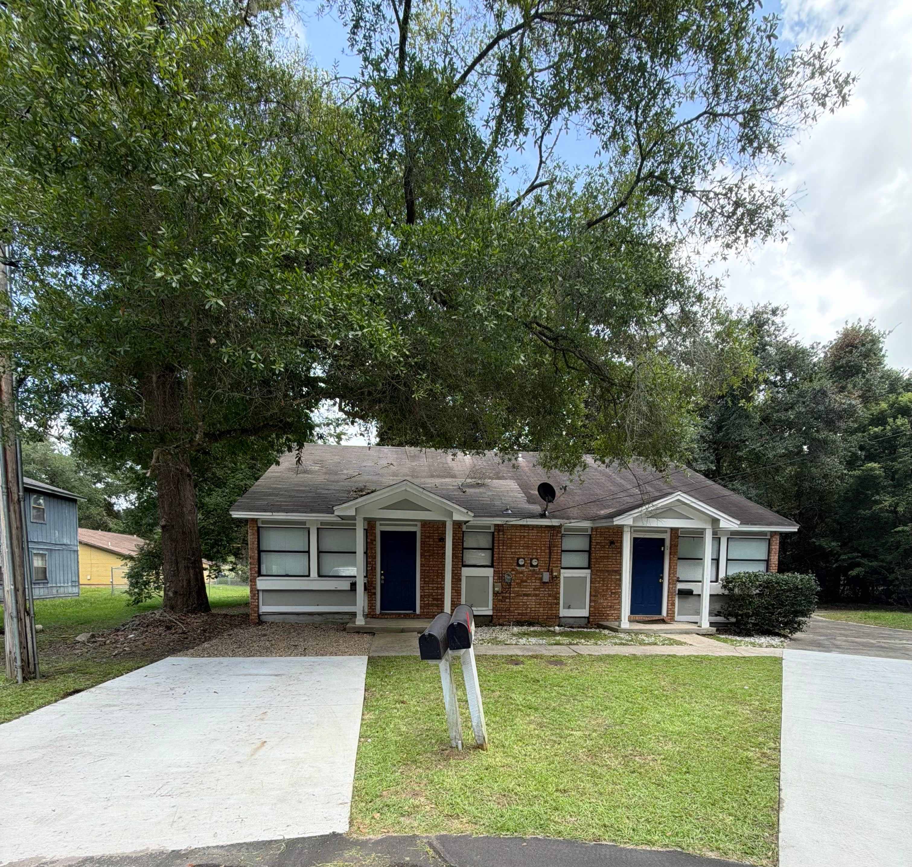 1917 Crosby Ct – photo 1