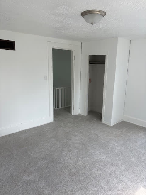 736 North Ottawa Avenue – photo 1 of 4