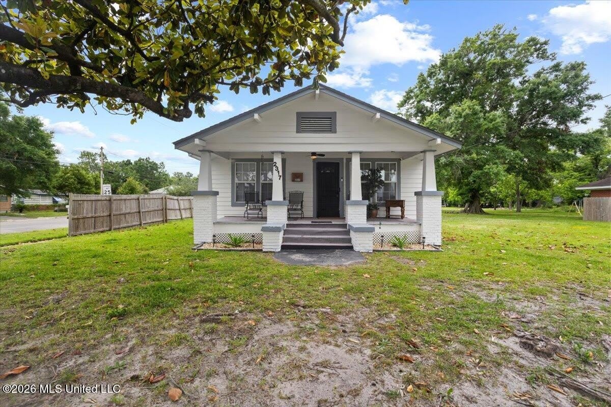 2317 30th Street – photo 1