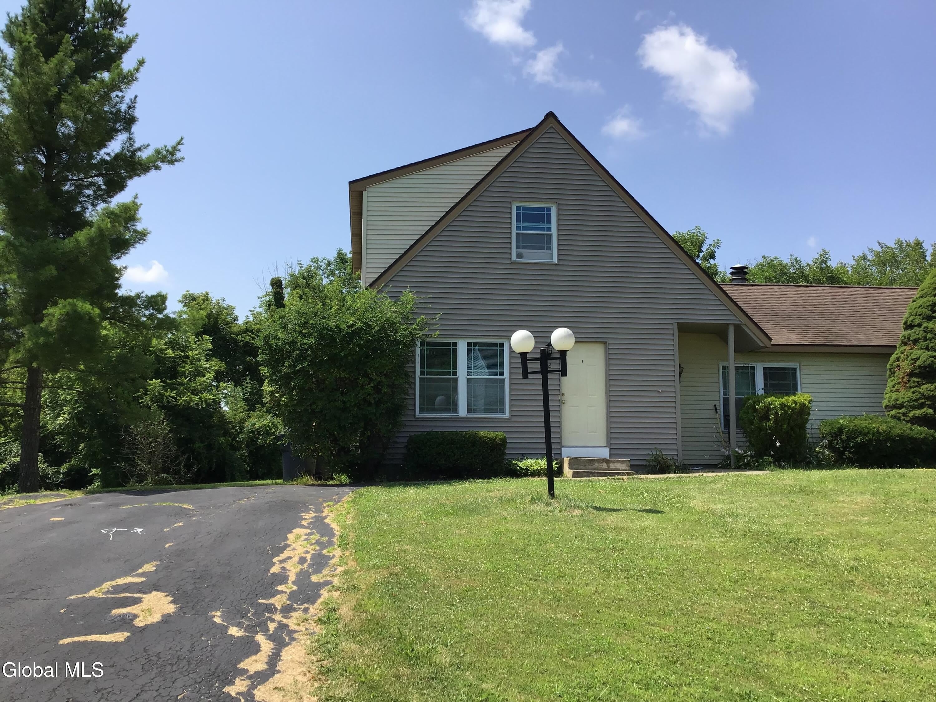 52 Sage Road – photo 1 of 16
