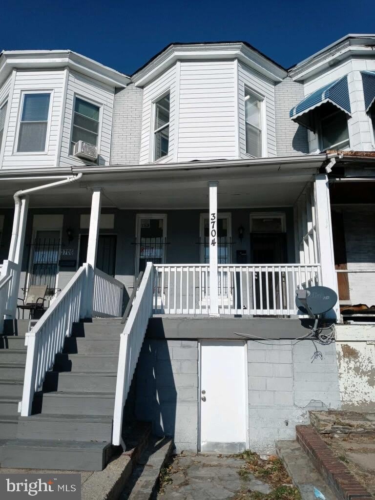 3704 W BELVEDERE Avenue – photo 1 of 28