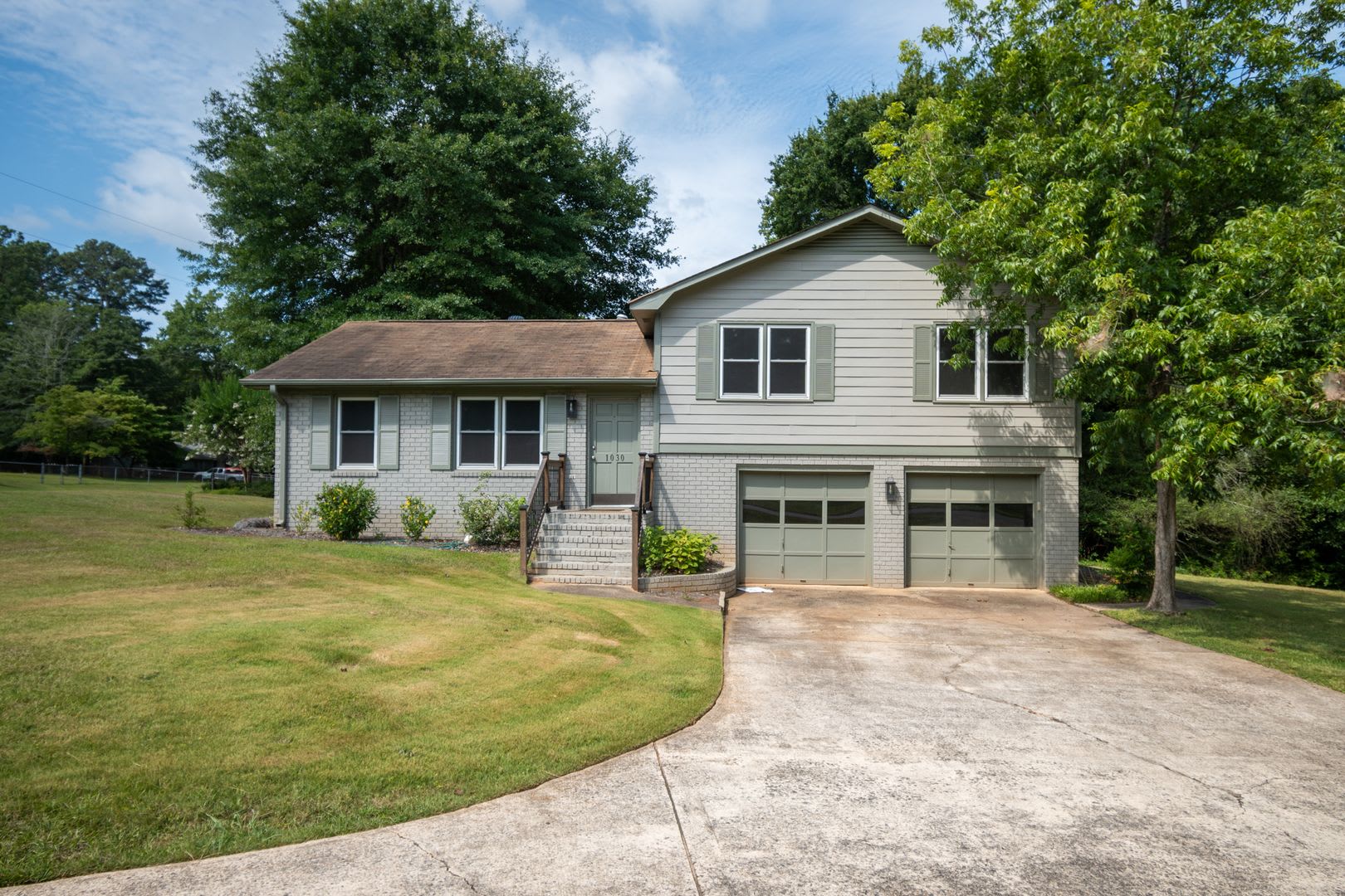 1030 Carriage Hill Road – photo 1 of 43