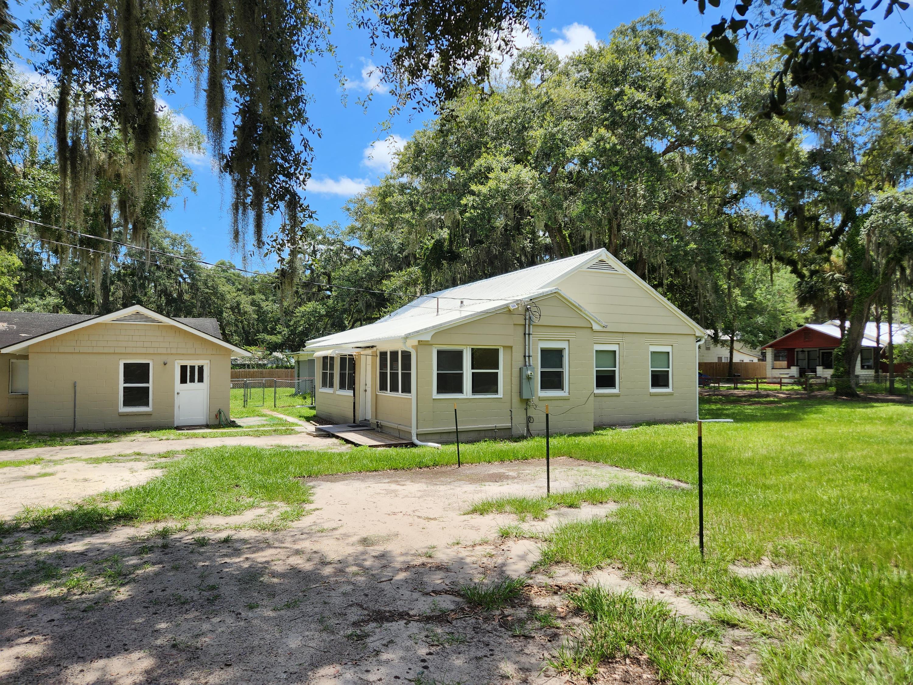 2924 Hampton Street – photo 1 of 11