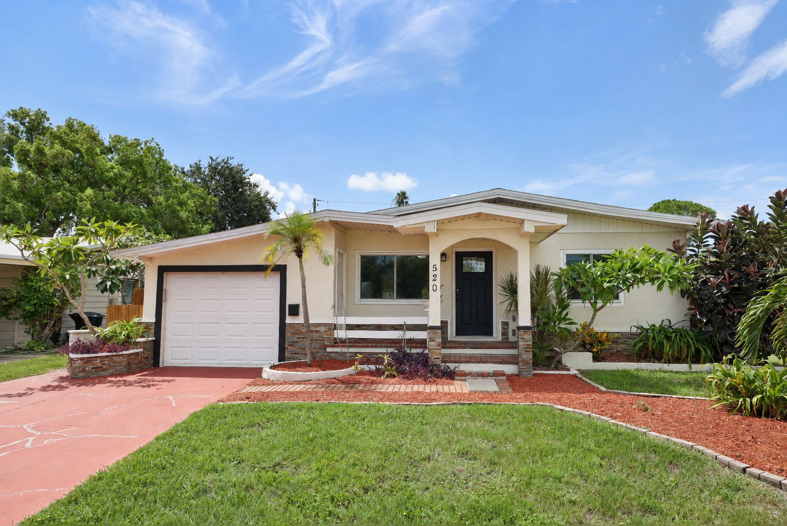 520 83rd Avenue North – photo 1