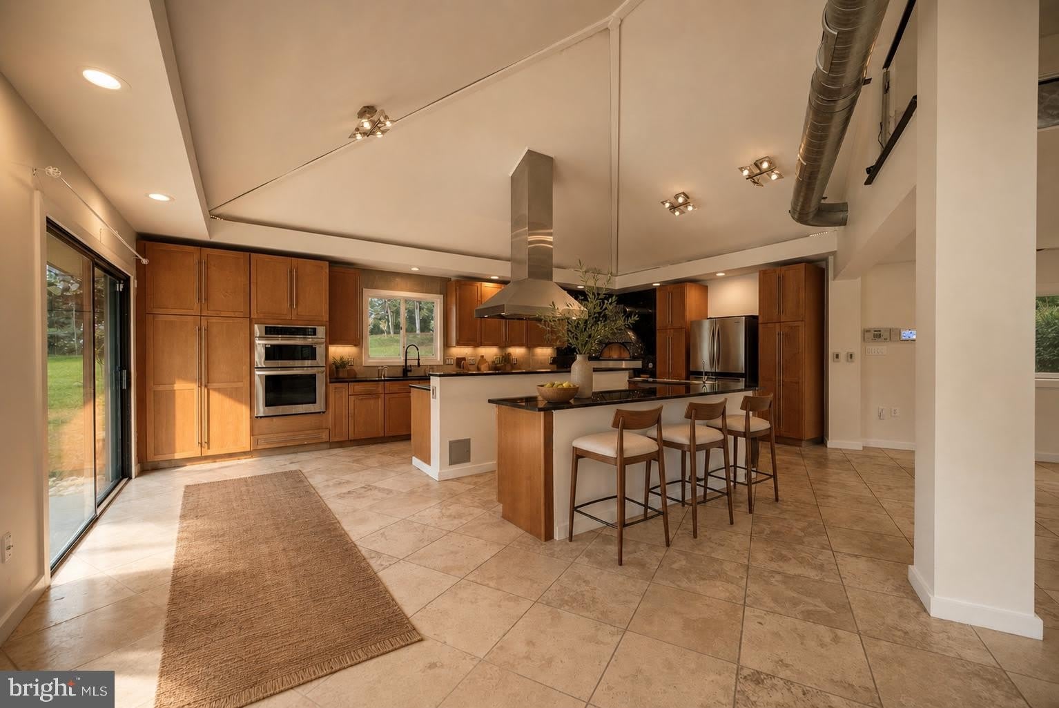 11208 GEORGETOWN Pike – photo 1 of 20