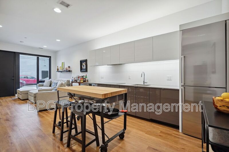 57 N Street NW – photo 1