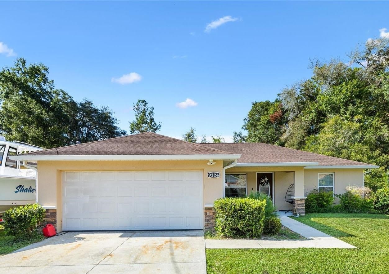 9324 Se 161St Street – photo 1 of 61