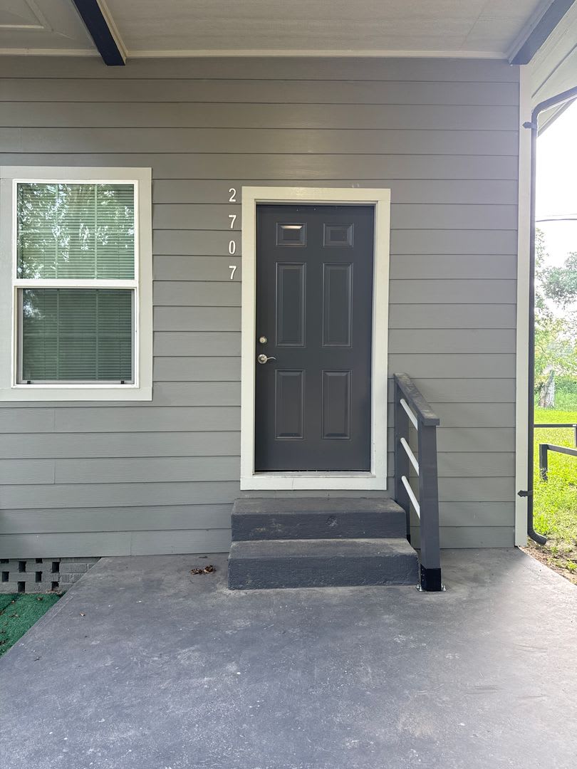Newly Renovated in Monroe! – photo 1 of 9
