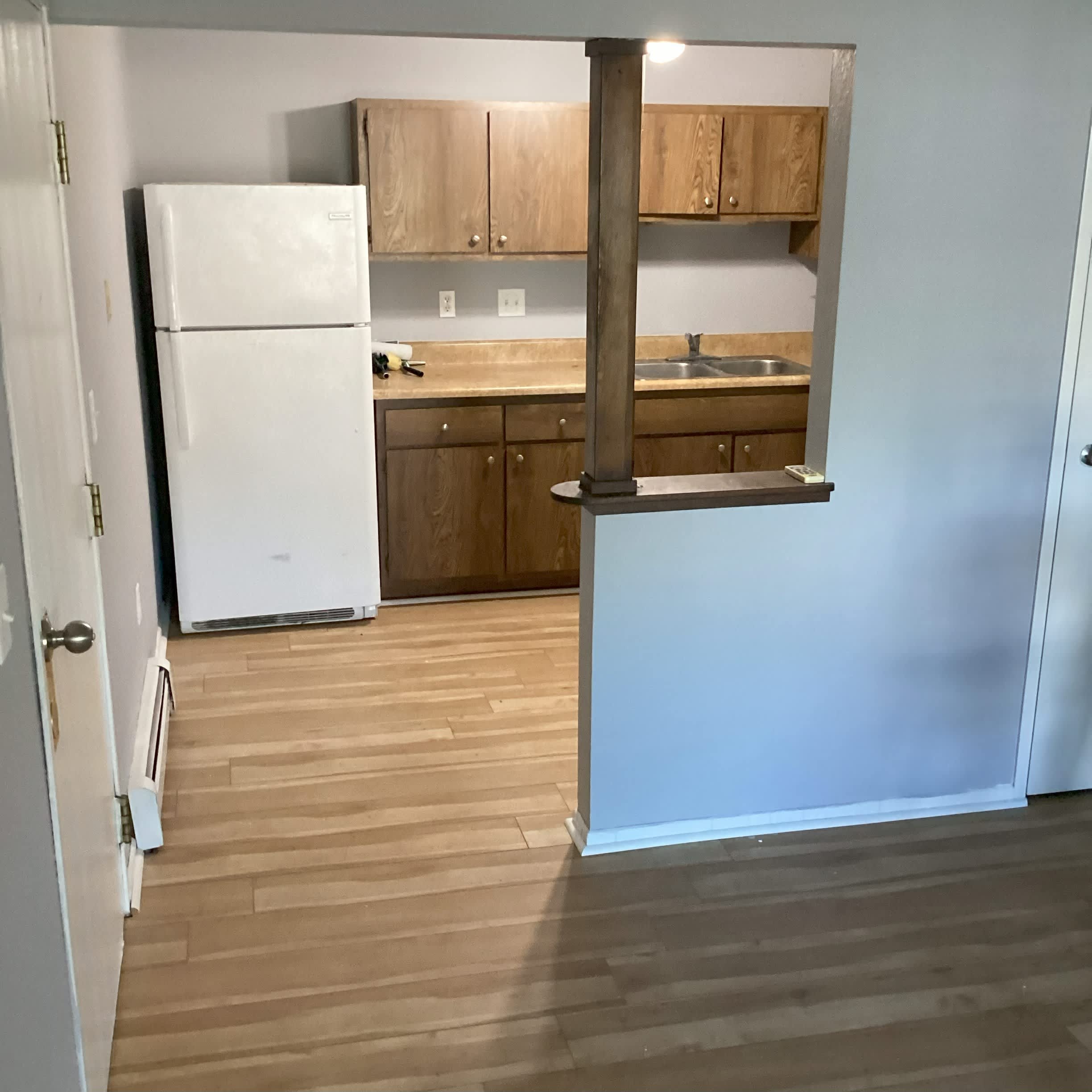225 Elizabeth #1E – photo 1 of 12