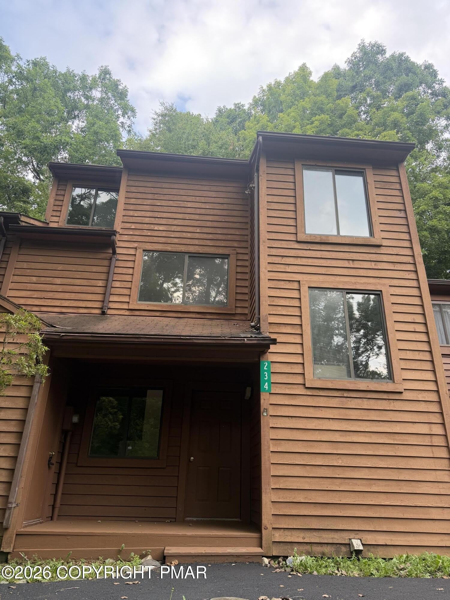 234 Sedburgh Court – photo 1 of 16