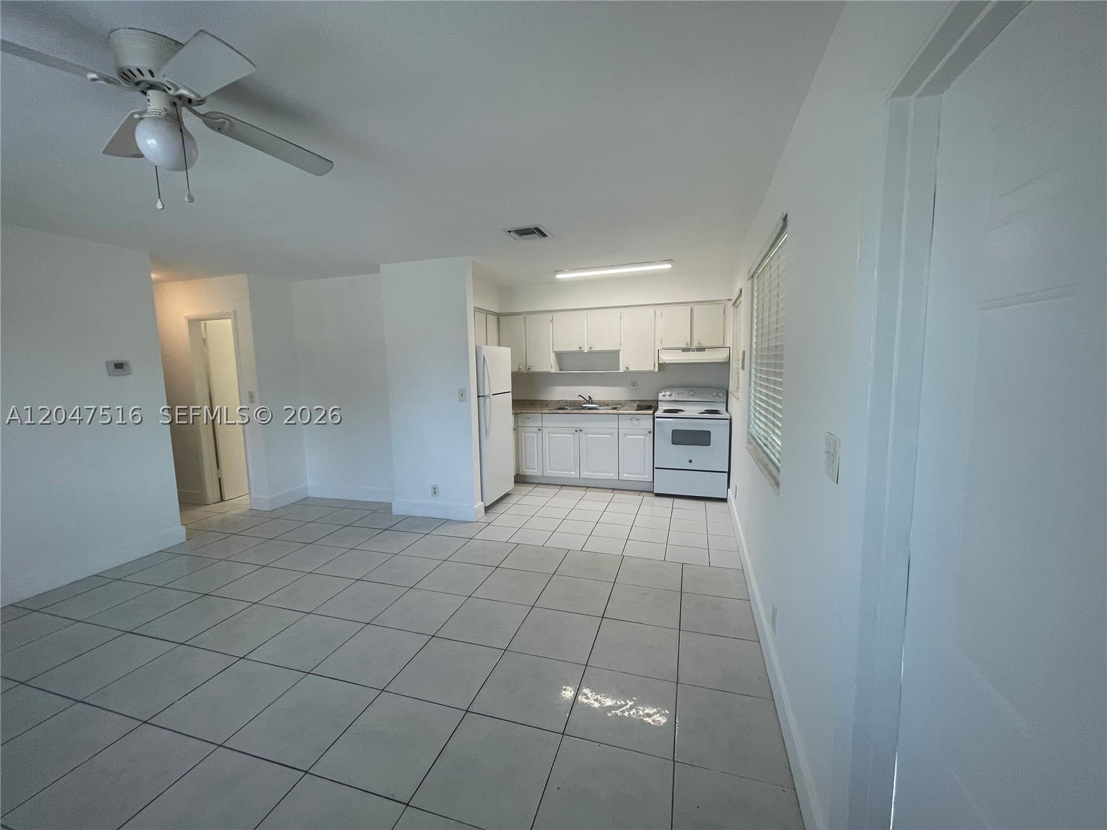 5200 Nw 16Th St – photo 1