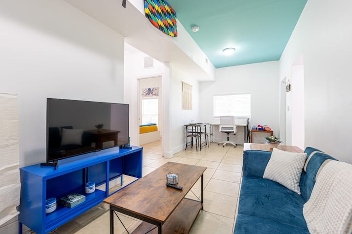 8028 Northwest 5th Court – photo 1 of 8