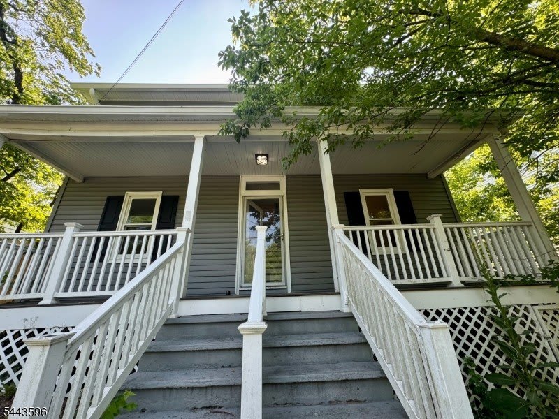 41 W Main St – photo 1 of 18