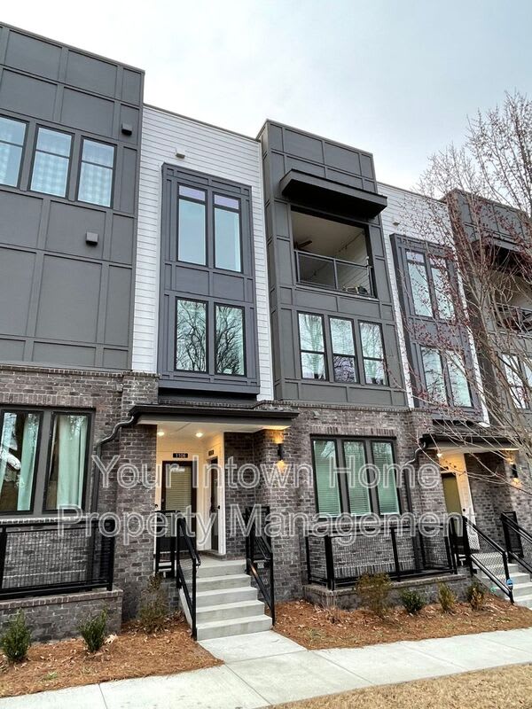 407 Pratt Drive SE – photo 1