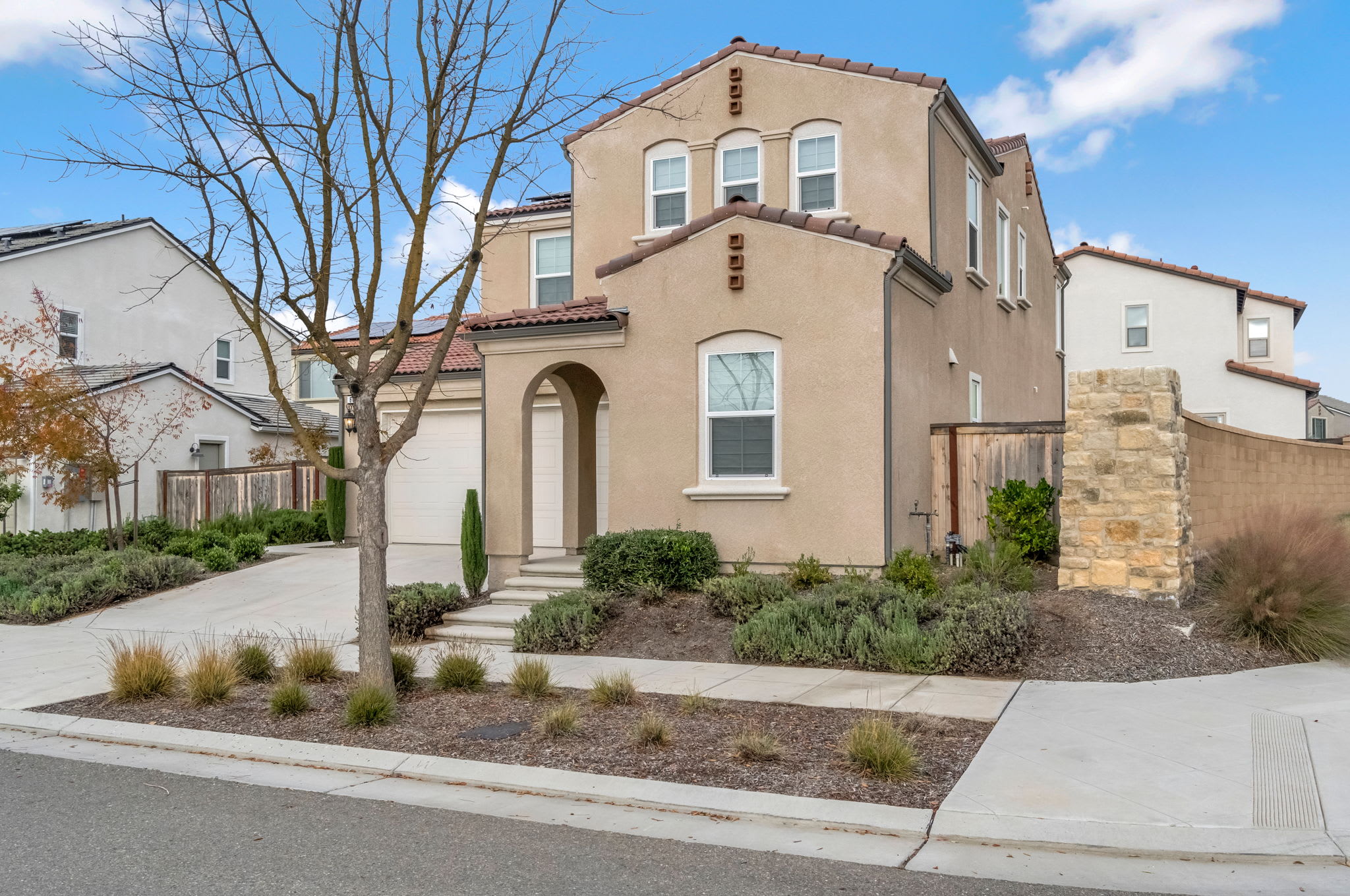 863 Orchard Hills Rd – photo 1 of 65