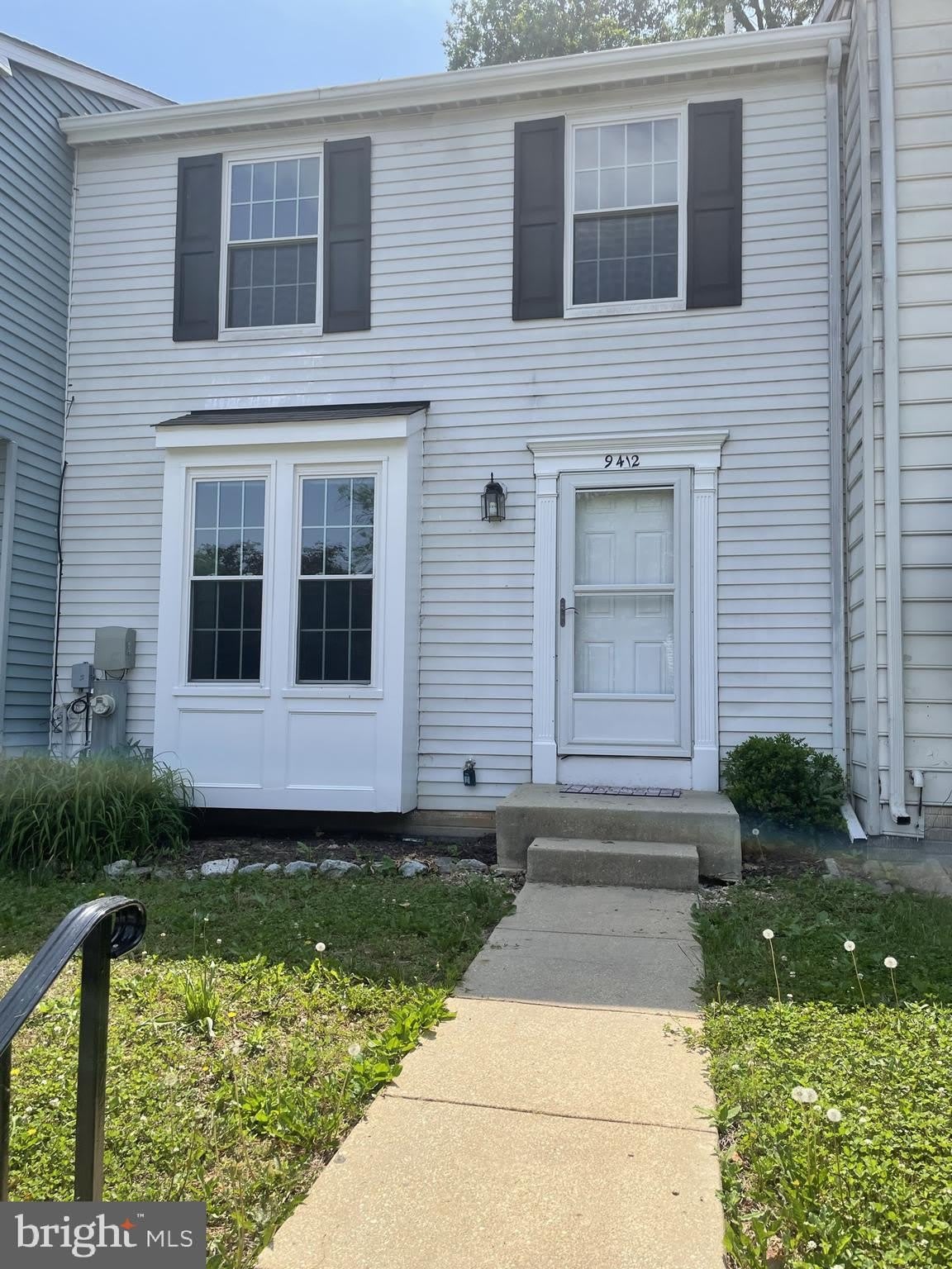 9412 CHIPPENHAM Drive – photo 1 of 17