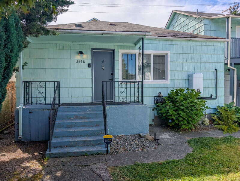 2218 Hoyt Avenue – photo 1