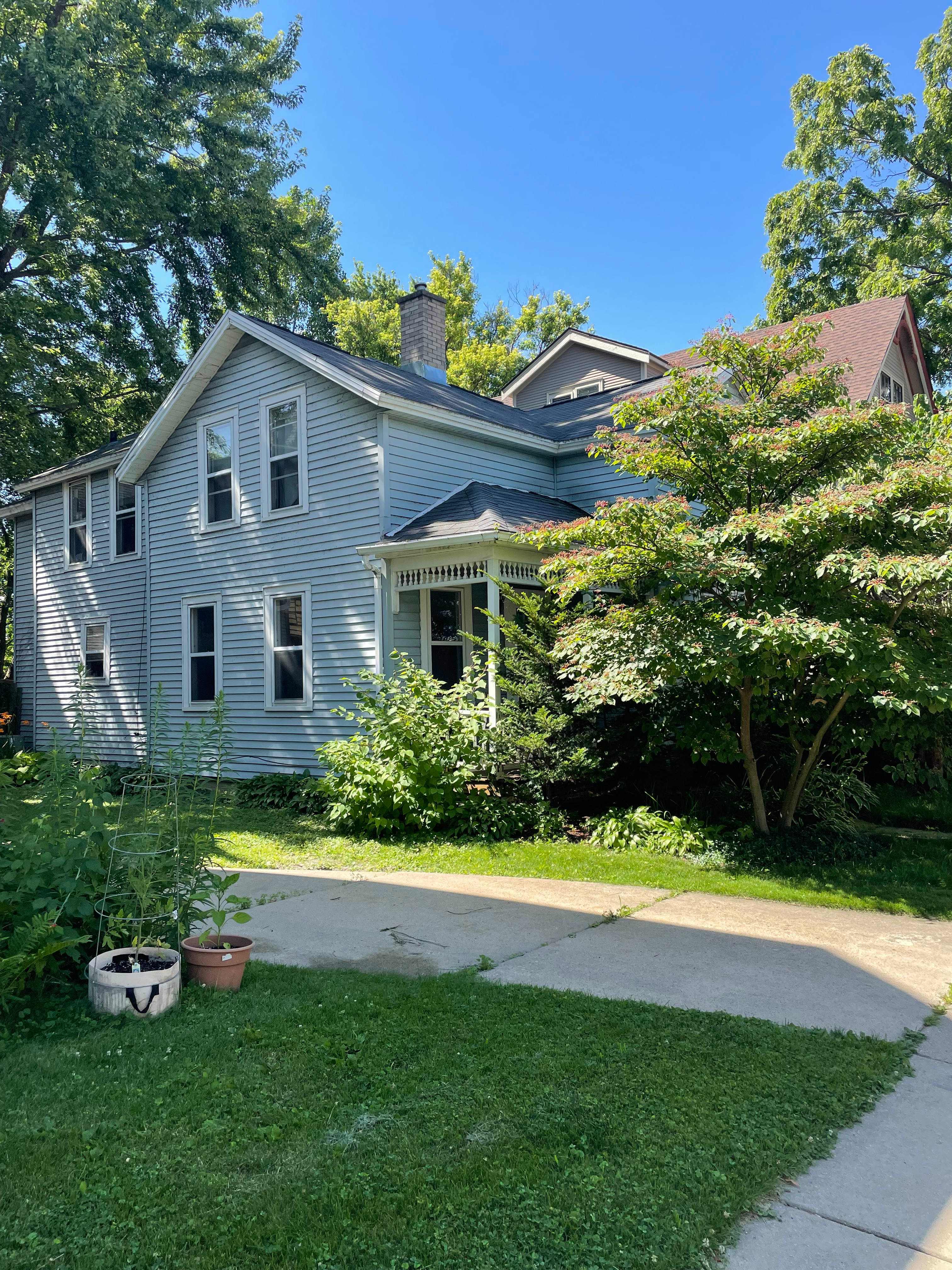 1245 Jenifer St – photo 1