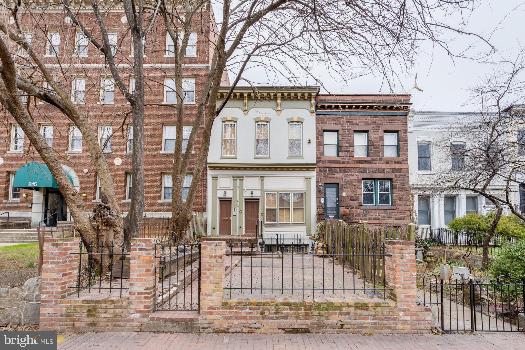 813 MARYLAND Avenue NE – photo 1
