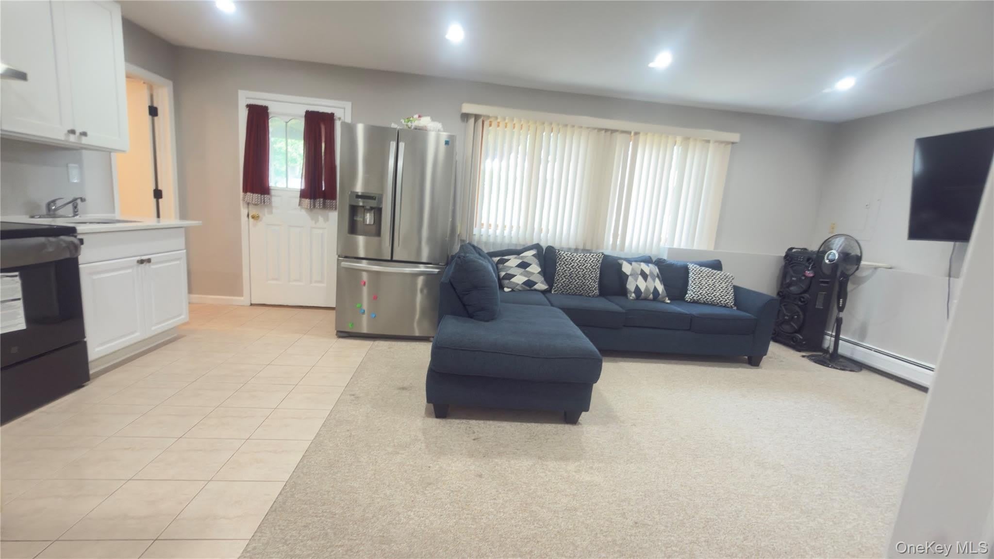 9 Florus Crom Court – photo 1 of 7
