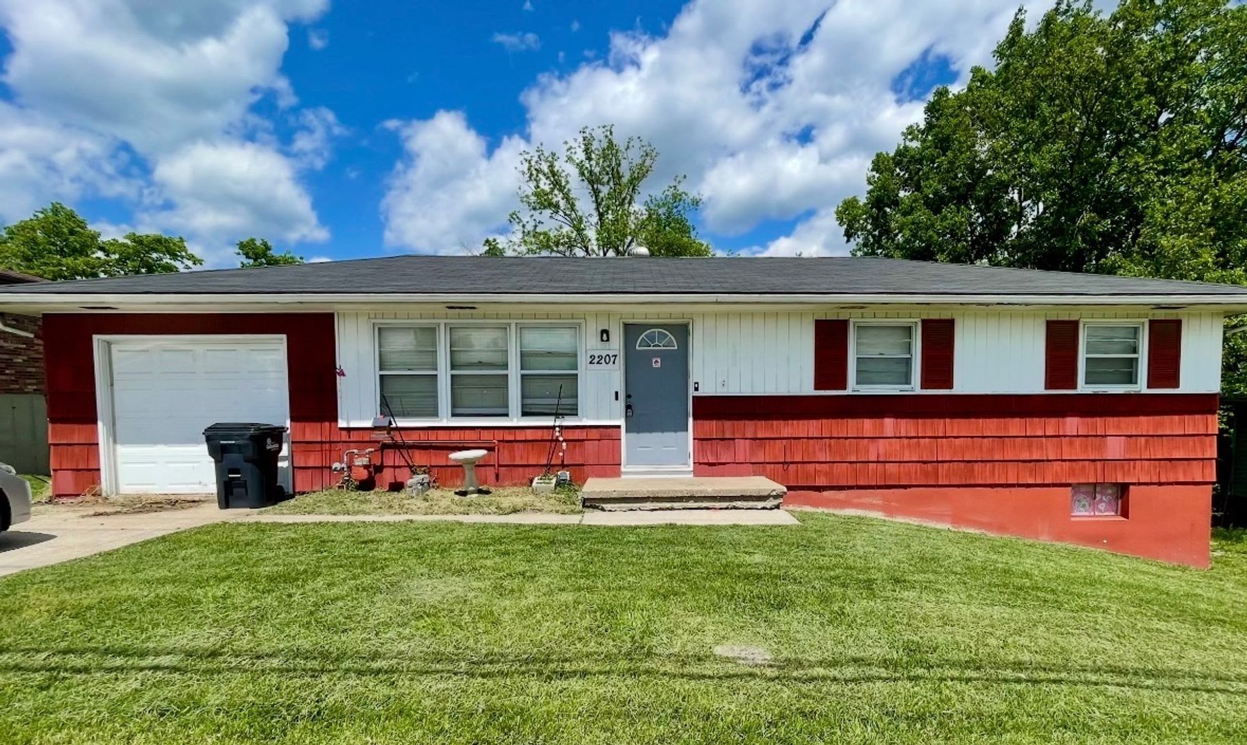 3 bedroom 2 bath house – photo 1