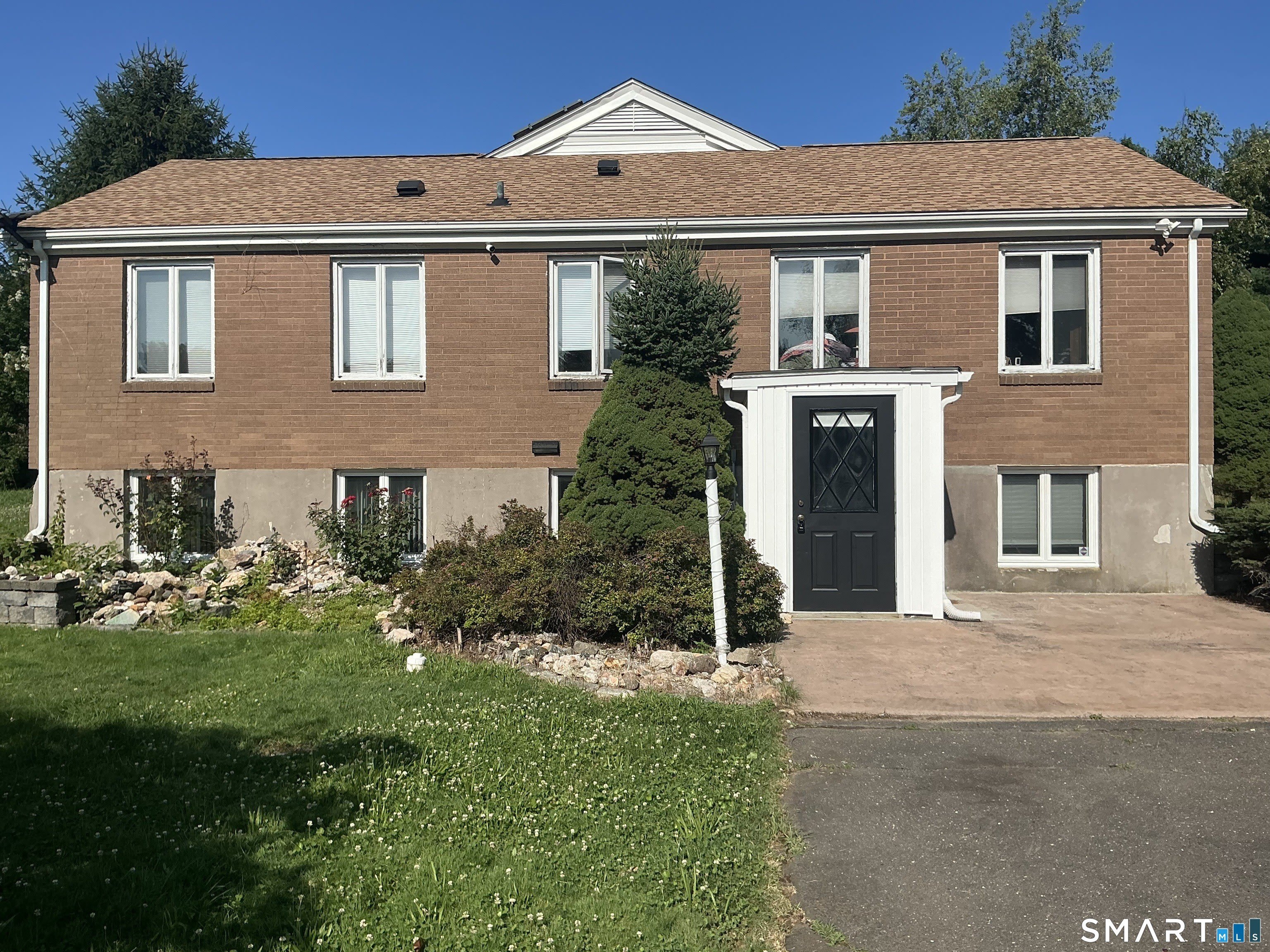 314 Marlborough Road – photo 1 of 8