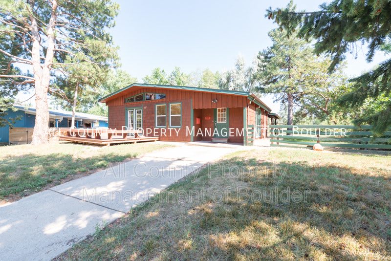 710 39th Street – photo 1