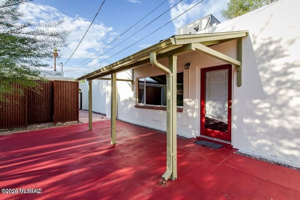2110 E Water Street – photo 1