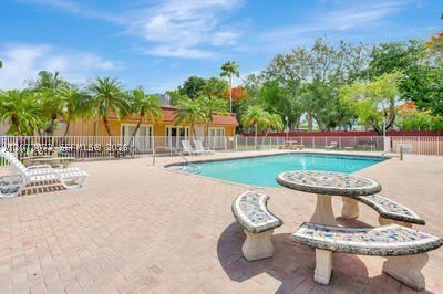 9972 SW 88th St – photo 1