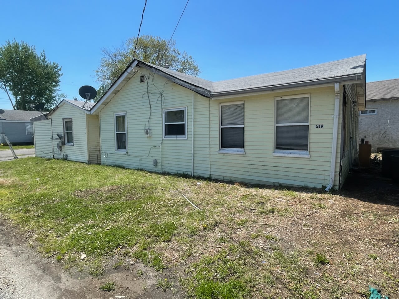 511 Blackburn Ave. – photo 1 of 14