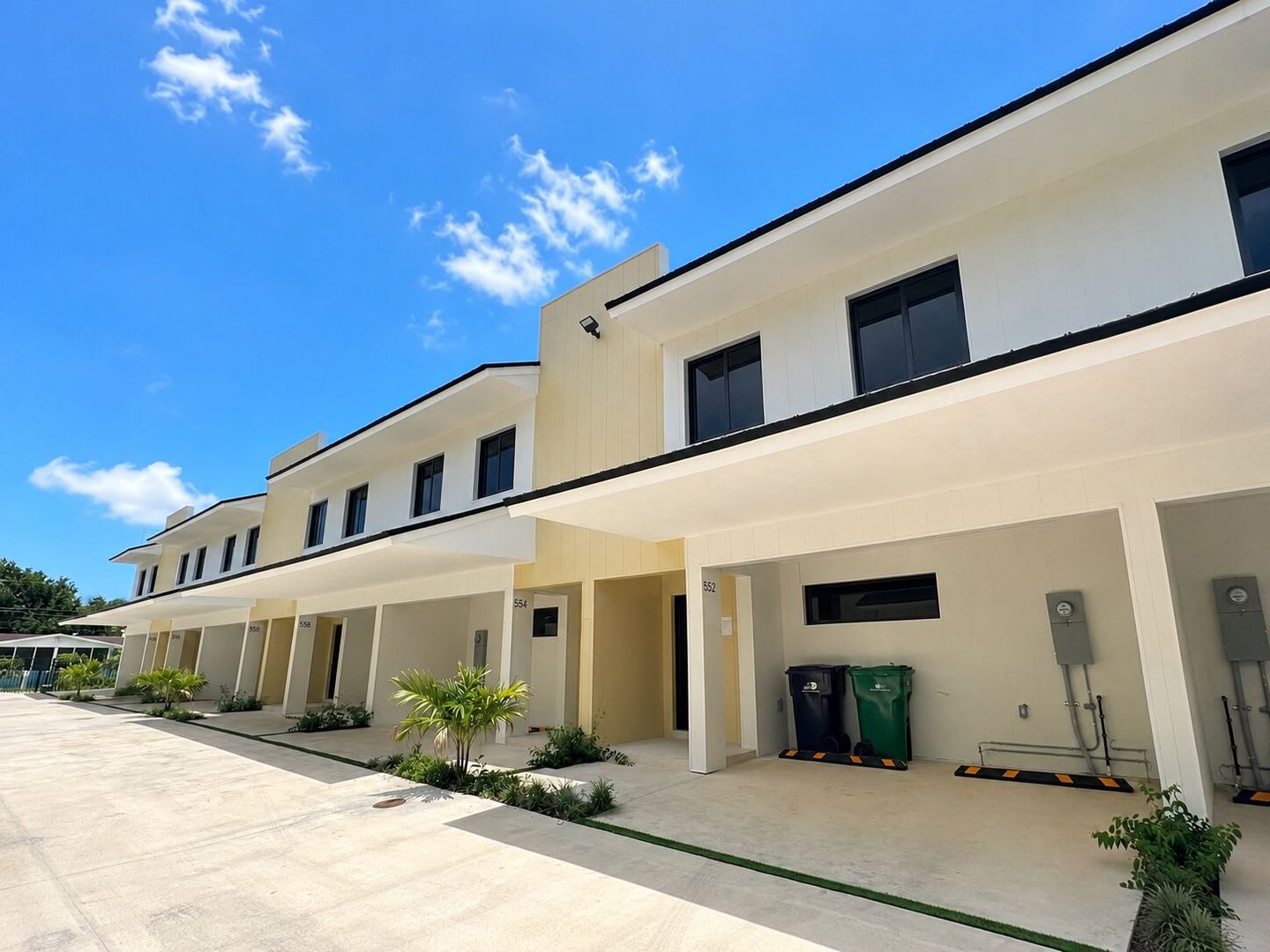 Move-in Ready – photo 1