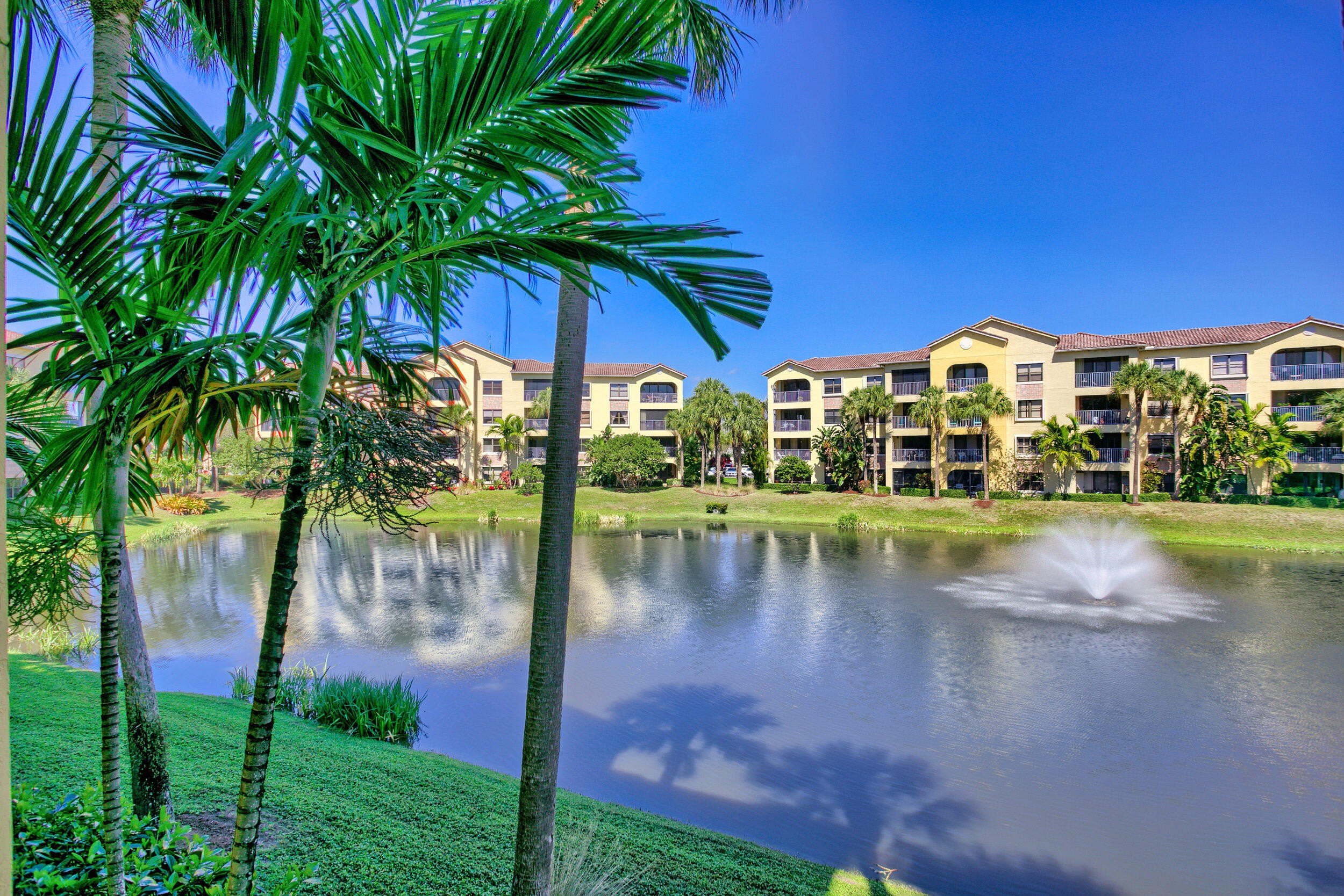 400 Uno Lago Drive – photo 1 of 44