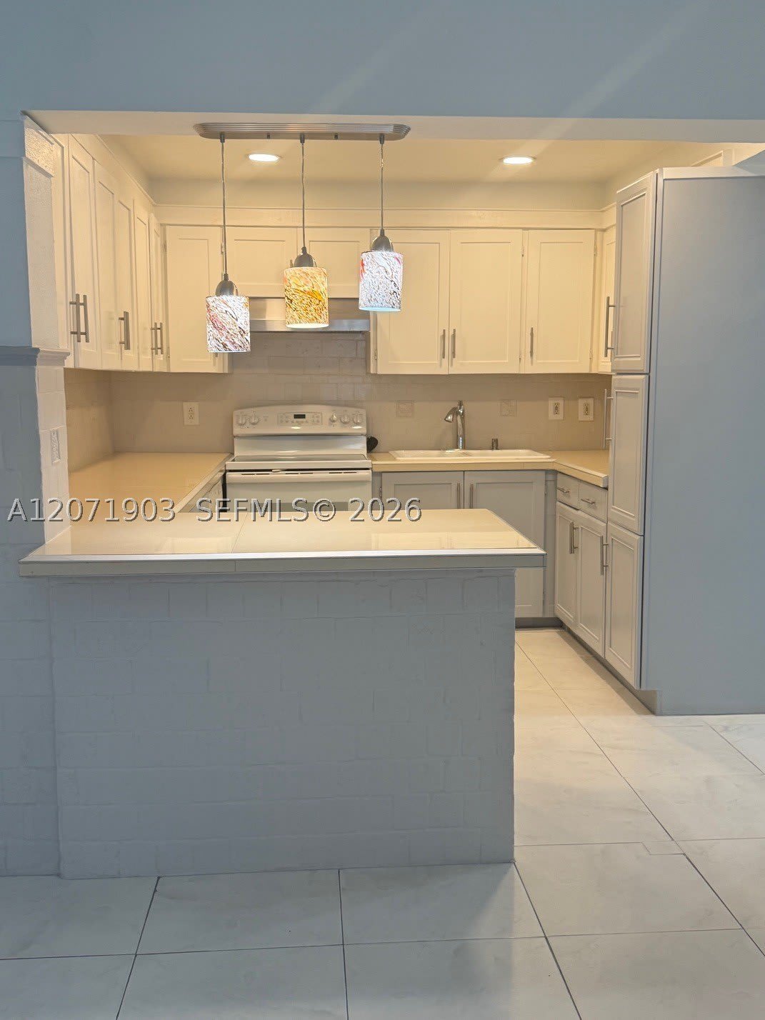 4210 NE 12th Ter – photo 1