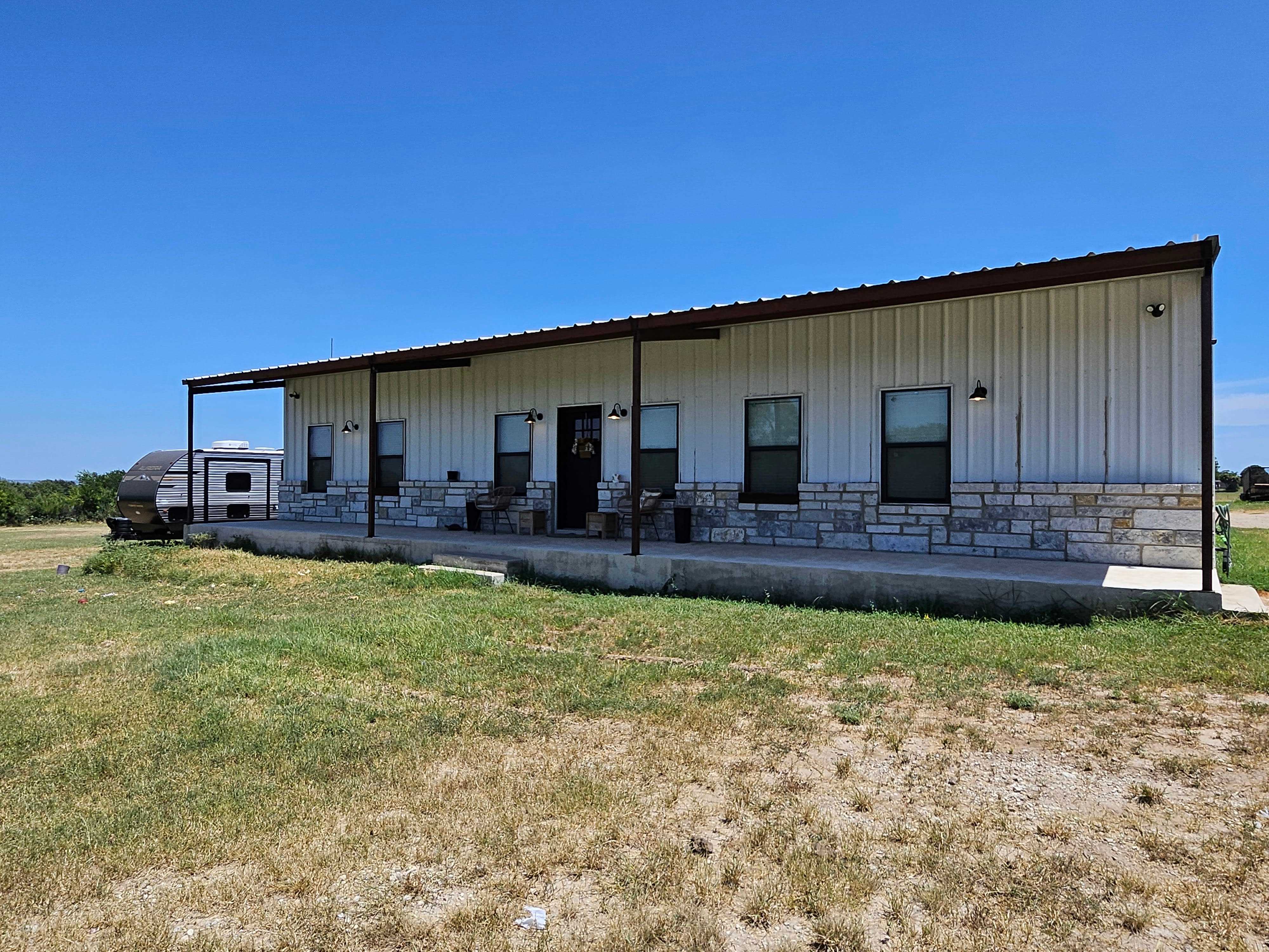 12944 Keller Road – photo 1