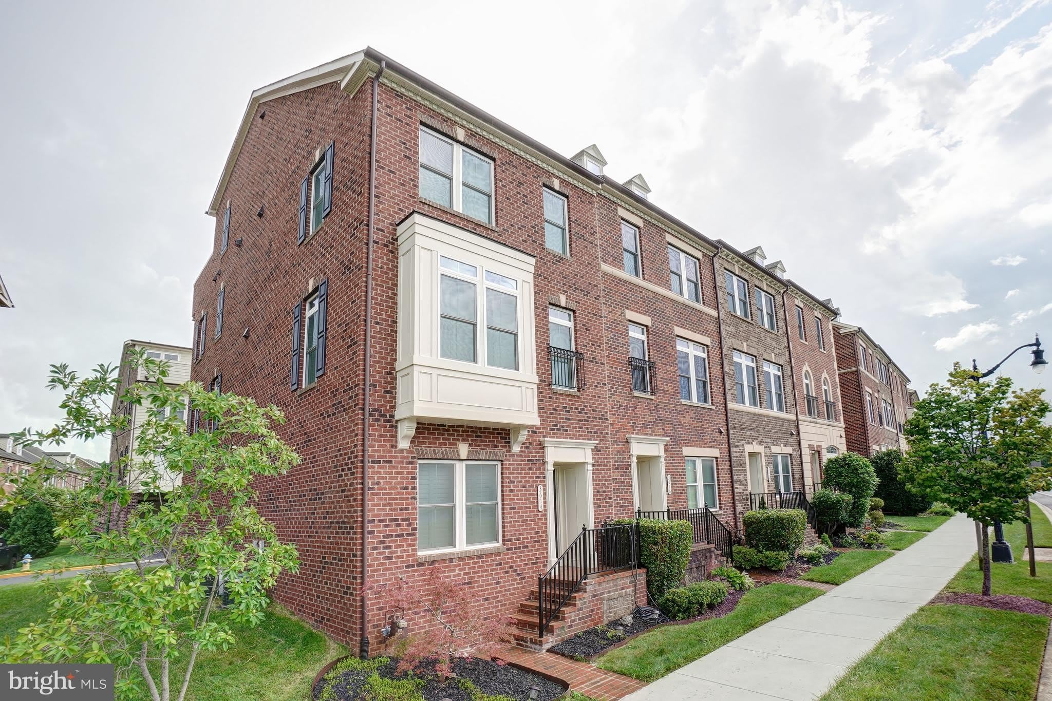 3614 WORTHINGTON Boulevard – photo 1 of 43