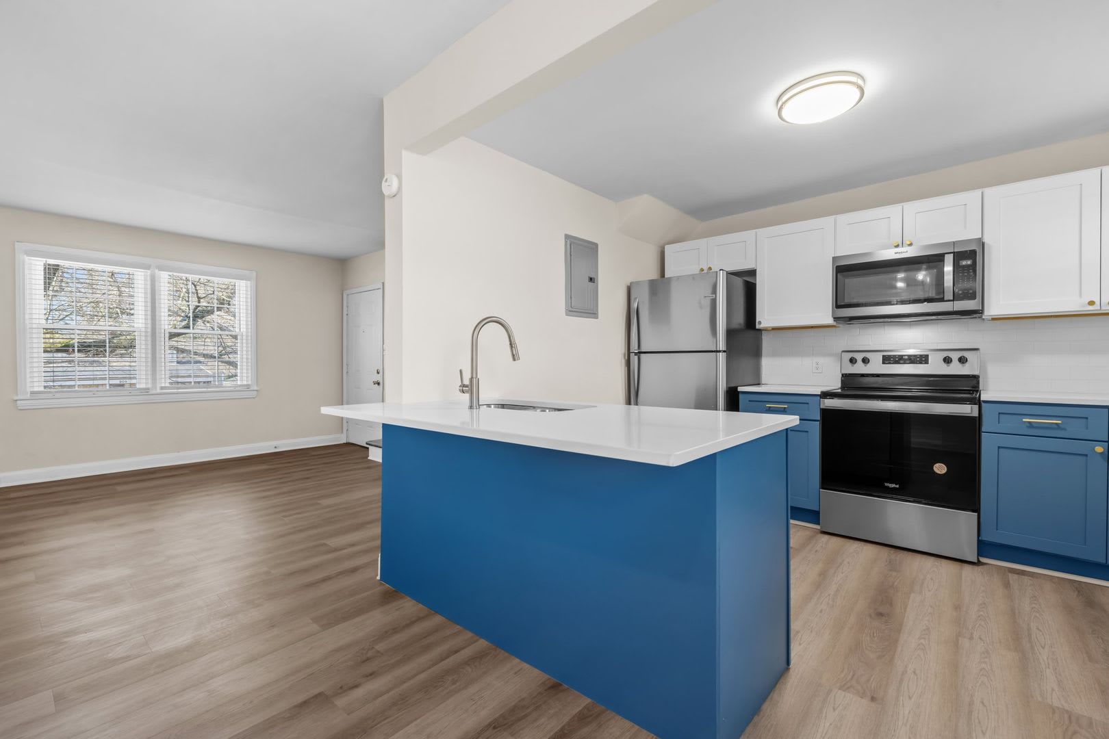 1005 Saffron Loop – photo 1