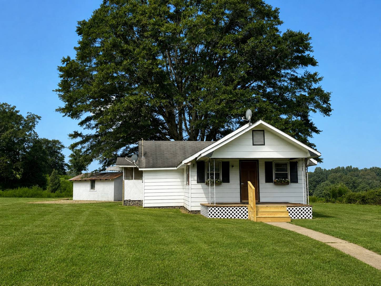 3496 Douglas-Hyatt Road – photo 1 of 2