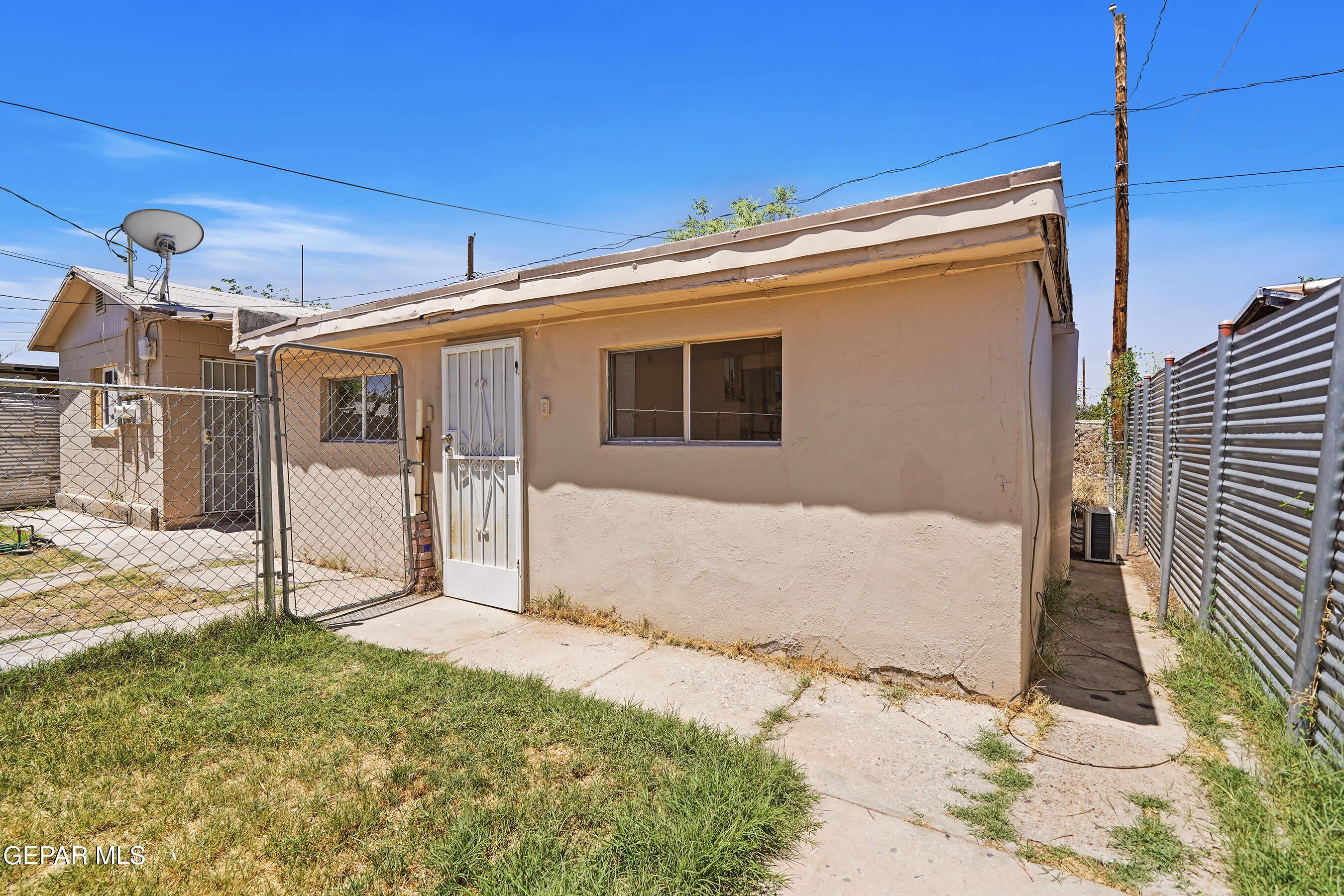 209 N Seville Drive – photo 1