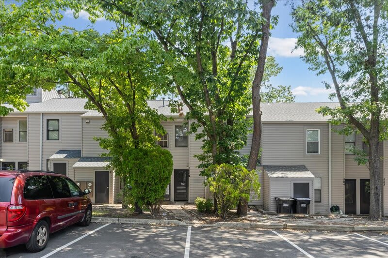 506 Bromley Estates – photo 1 of 25