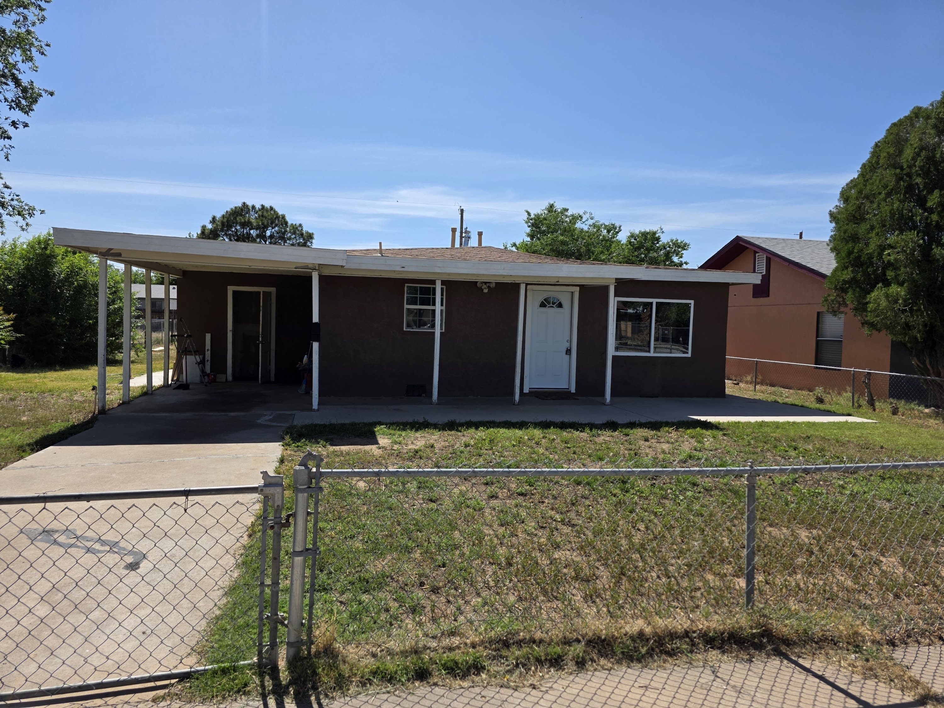 404 South Spruce Avenue – photo 1 of 11