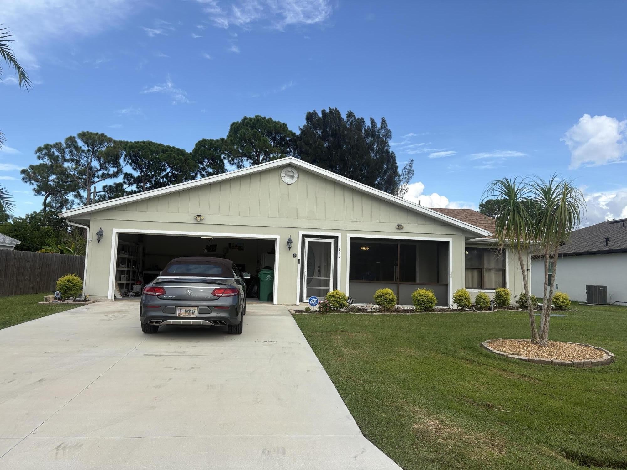 1641 SE CLEARMONT Street – photo 1