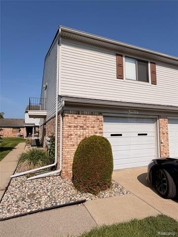 50039 S Horst Court – photo 1 of 13