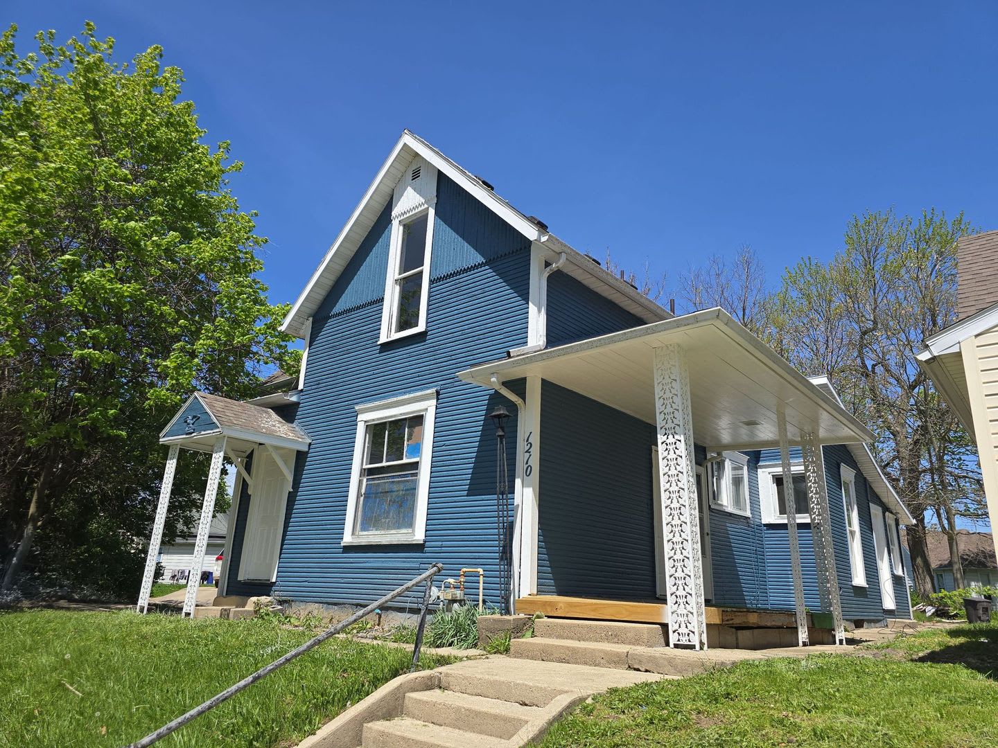 Fully Renovated Home Historic West Side Of Downtown – photo 1 of 92