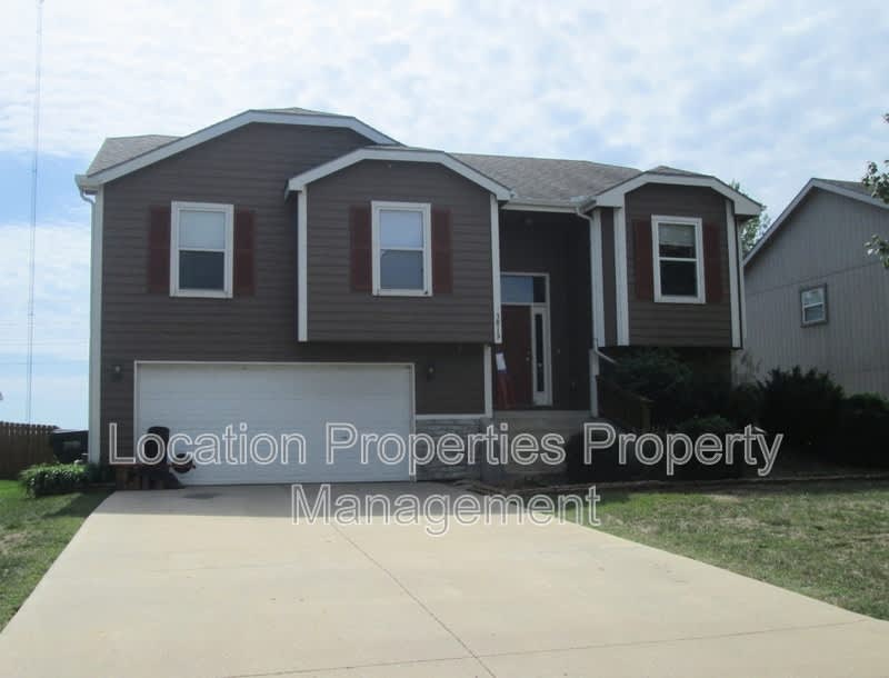3815 Crossgate Terrace – photo 1