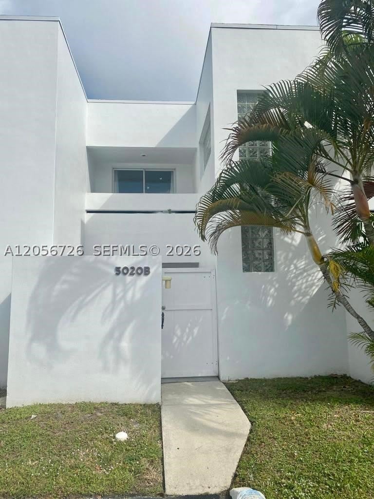 5020 Elmhurst Rd – photo 1